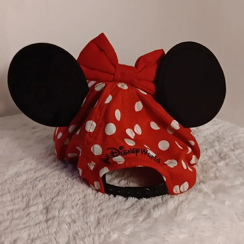 Disney this red